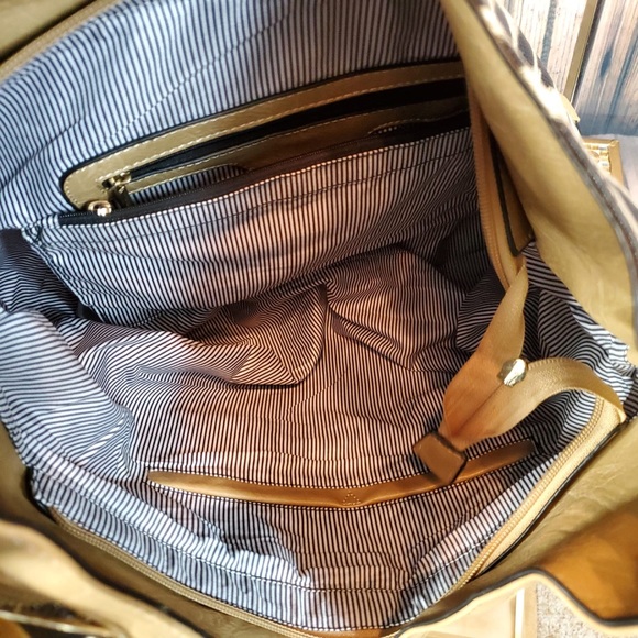 Leopard Handbag Hobo Style NWT - Picture 9 of 10